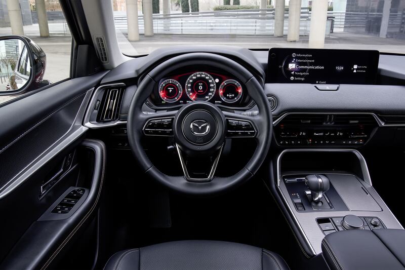 Mazda CX-60, guarda le foto 6