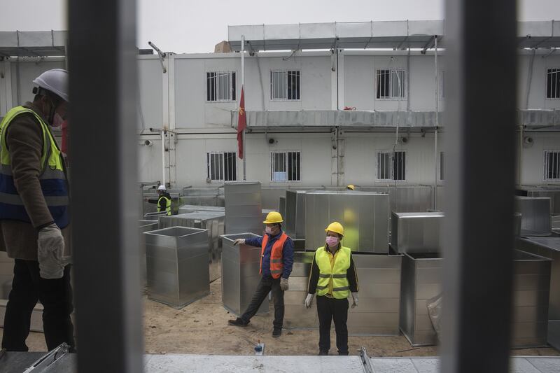 Le fasi della costruzione di Huoshenshan 5