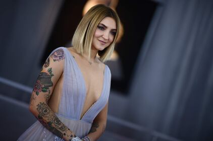 Grammy 2018: gli abiti più sexy 11