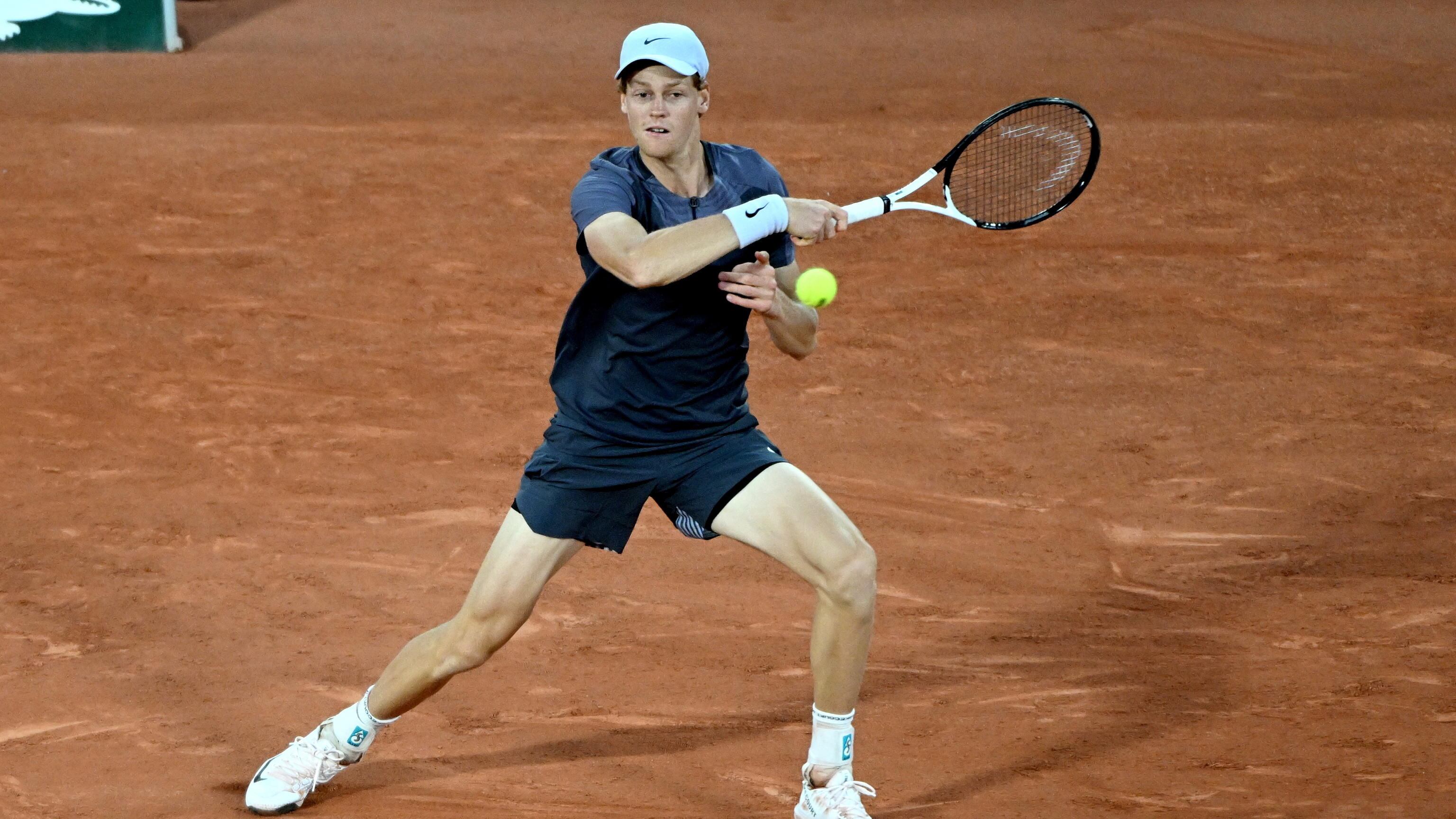 Roland Garros: Sinner e il debutto vincente sulla terra rossa di Parigi