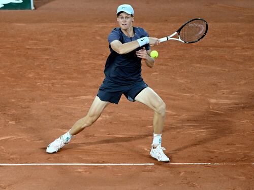Roland Garros: Sinner e il debutto vincente sulla terra rossa di Parigi