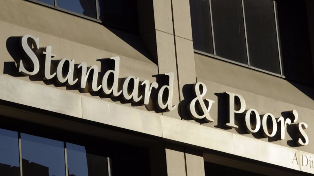 Standard & Poor's non si fida di Gualtieri Il giudizio sulla manovra rinviato al 2020