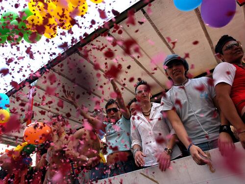 Il Comune finanzia il Gay pride, scoppia la polemica a Salerno