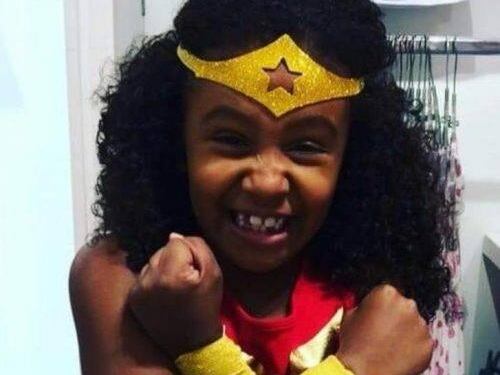 Brasile, muore bimba di 8 anni: "Colpita dal proiettile dalla polizia"