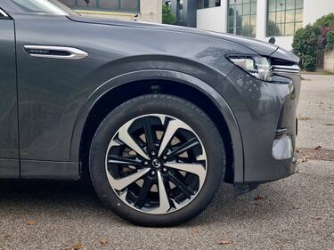 Mazda CX-60 PHEV: la gallery fotografica del nuovo suv plug-in giapponese 6