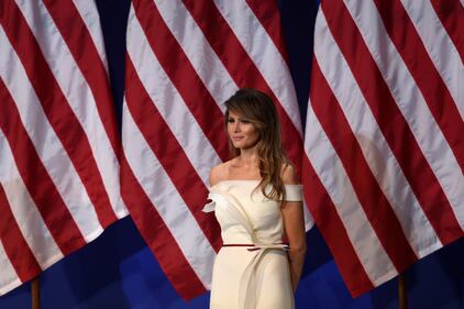 Melania Trump, First Lady da un anno: tutti i look 1