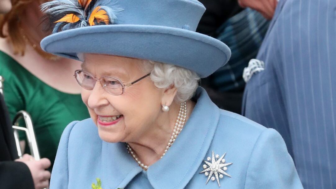 La pandemia ferma anche il compleanno della regina Elisabetta
