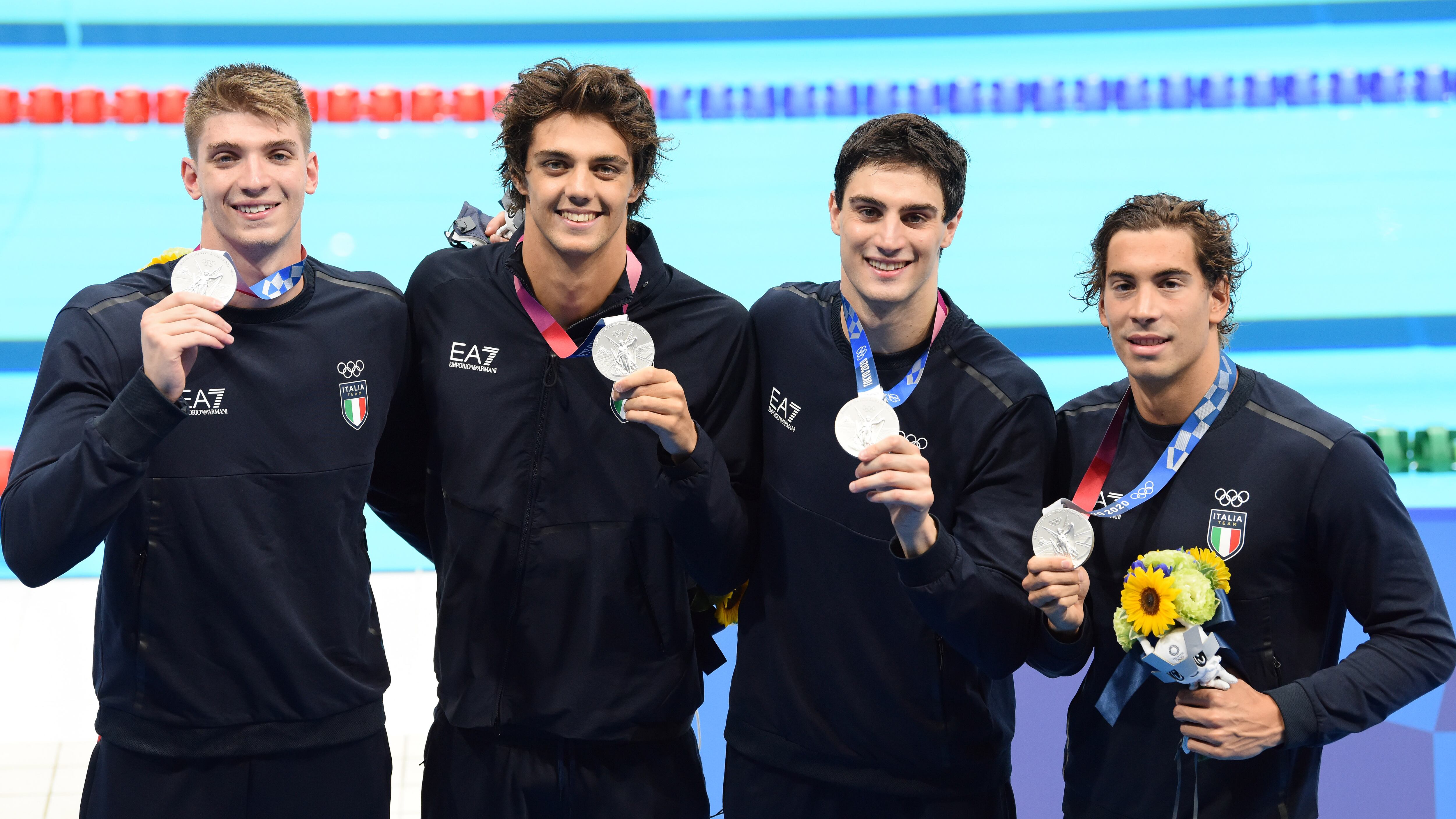 Nuoto, Azzurri riscrivono la Storia: si prendono l'argento