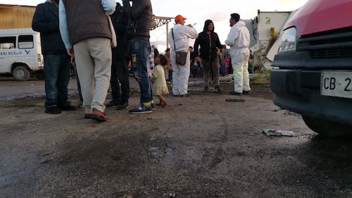 Accampati in un'ex fabbrica i rom sgomberati a Giugliano  6