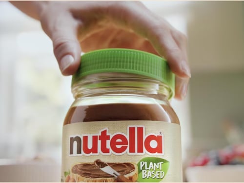 Via il latte: ecco come cambia la ricetta della Nutella (vegana)