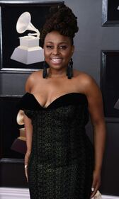 Grammy 2018: gli abiti più sexy 11