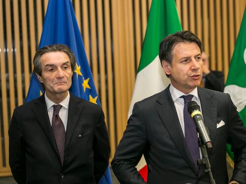 Messaggino di Conte a Fontana Così ha umiliato la Lombardia