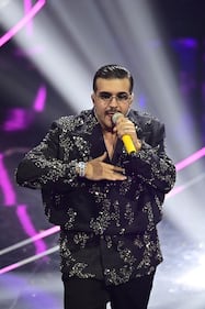Sanremo 2024: ecco il look della finalissima del Festival di Geolier 8