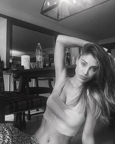 Belen Rodriguez, i selfie più sexy: foto 27