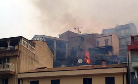 Lo scirocco infiamma la Sicilia 5