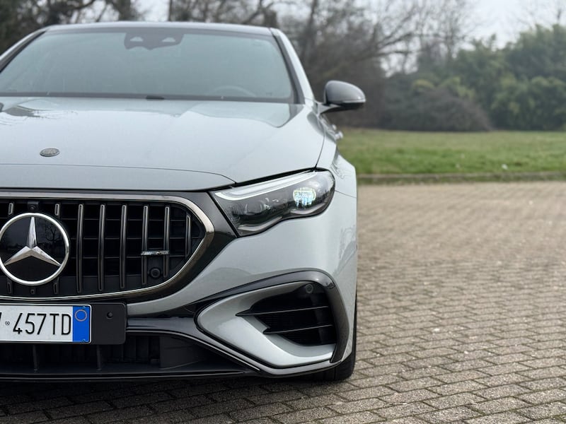 Mercedes Classe E 53 AMG Hybrid: la gallery della super berlina da 612 CV 4