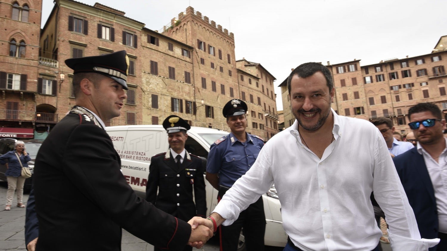 Il delirio degli antirazzisti Ue: "Salvini vuole purificazione etnica"