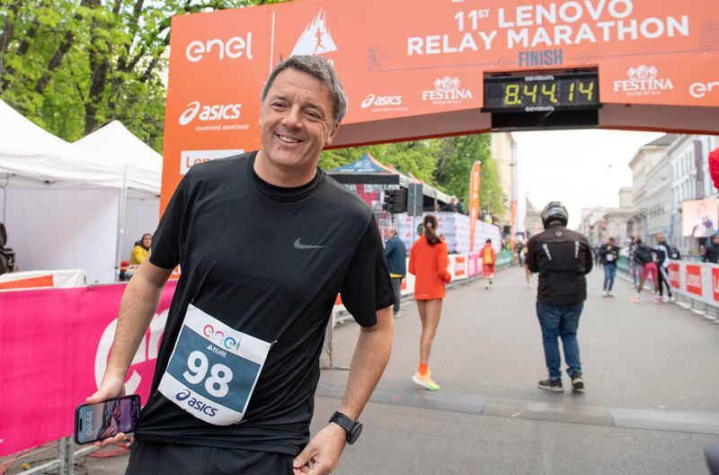 Renzi alla Milano Marathon