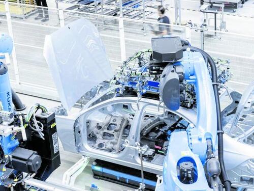 Viaggio nella Factory 56, dove i robot sono già al servizio degli esseri umani