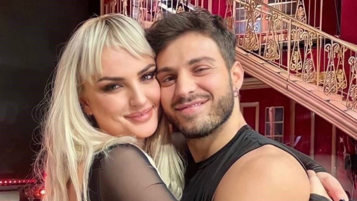 Ballando con le stelle, "Cuore" e la separazione: la storia d'amore tra Arisa e Vito Coppola