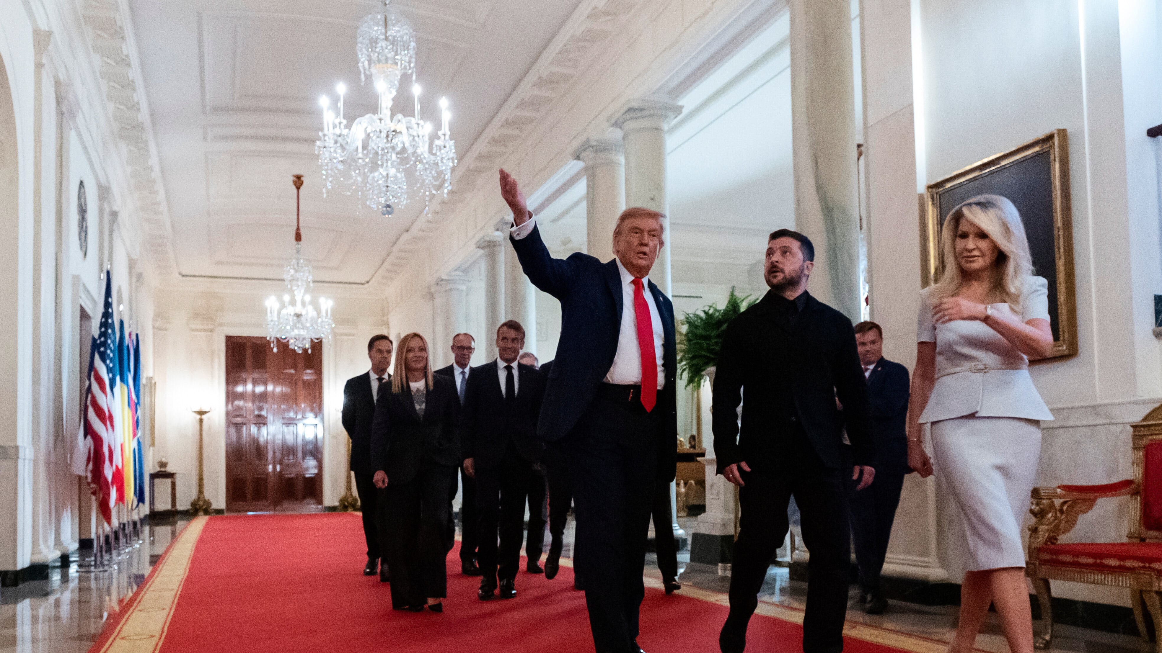 Finito il vertice alla Casa Bianca, Trump: "Ottimi incontri. Lavoro a vertice Putin-Zelensky prima del trilaterale". Incontro entro fine agosto