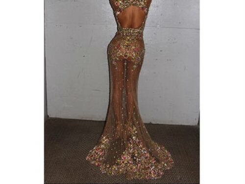Khloé Kardashian sfida Beyoncé a suon di Lato B