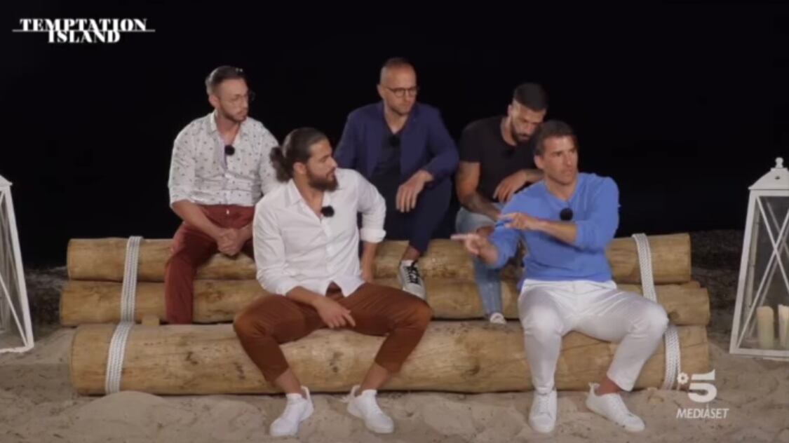 Le pagliacciate per un briciolo di popolarità