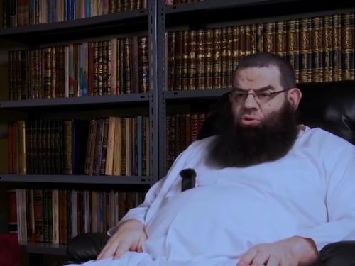 Il sermone choc dell’imam Maryam. "L’Italia è corrotta l’islam la soluzione"