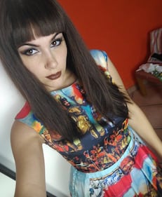 Valentina Nappi, accappatoio malizioso 7