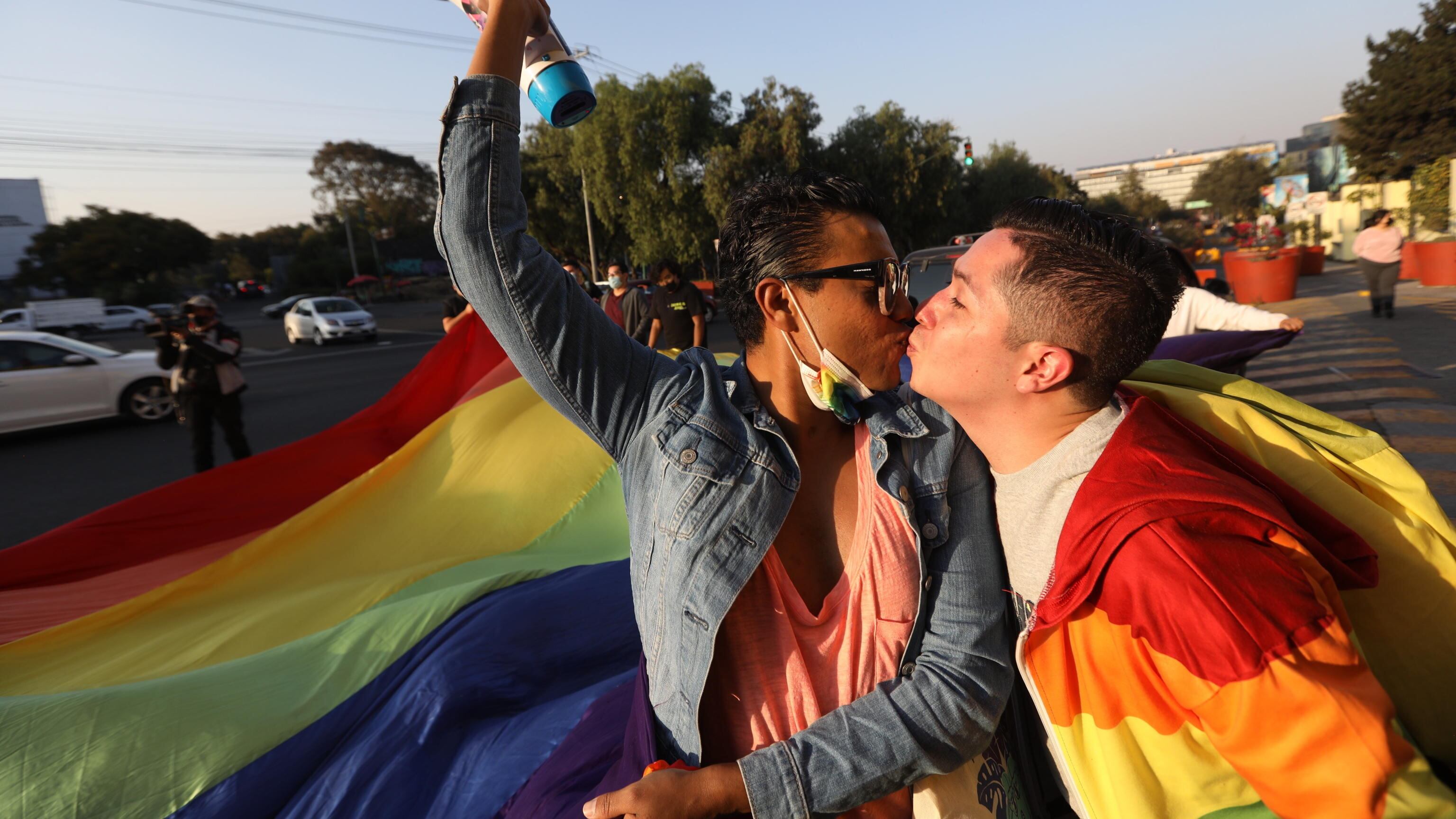 L'allerta del Canada per chi viaggio verso gli Usa: "Rischi per minoranze Lgbt"