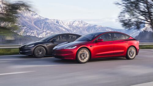 Tesla Model 3 restyling, guarda tutte le foto 7