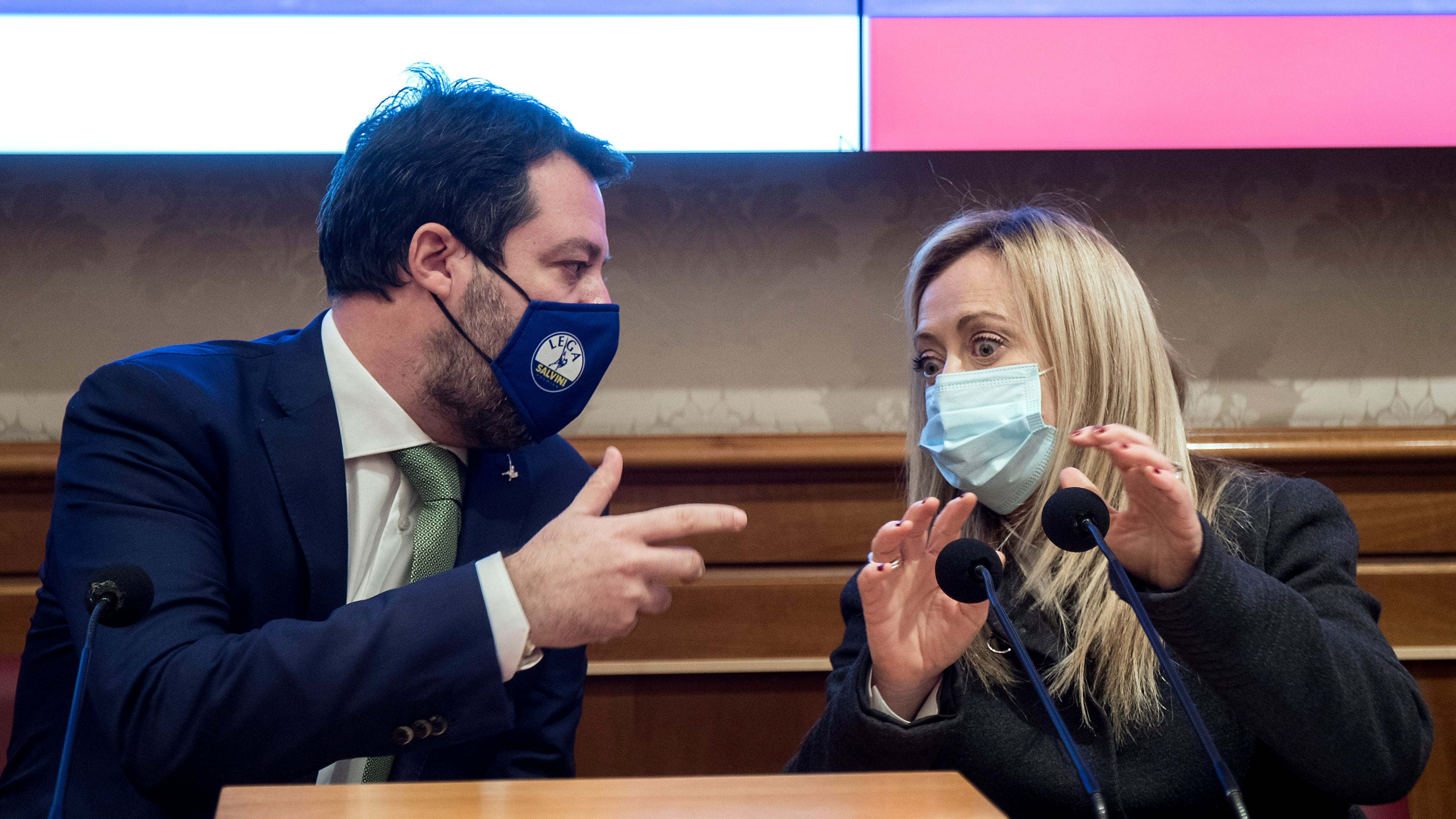 I grillini all'assalto di Meloni e Salvini. Ma ora rischiano il boomerang