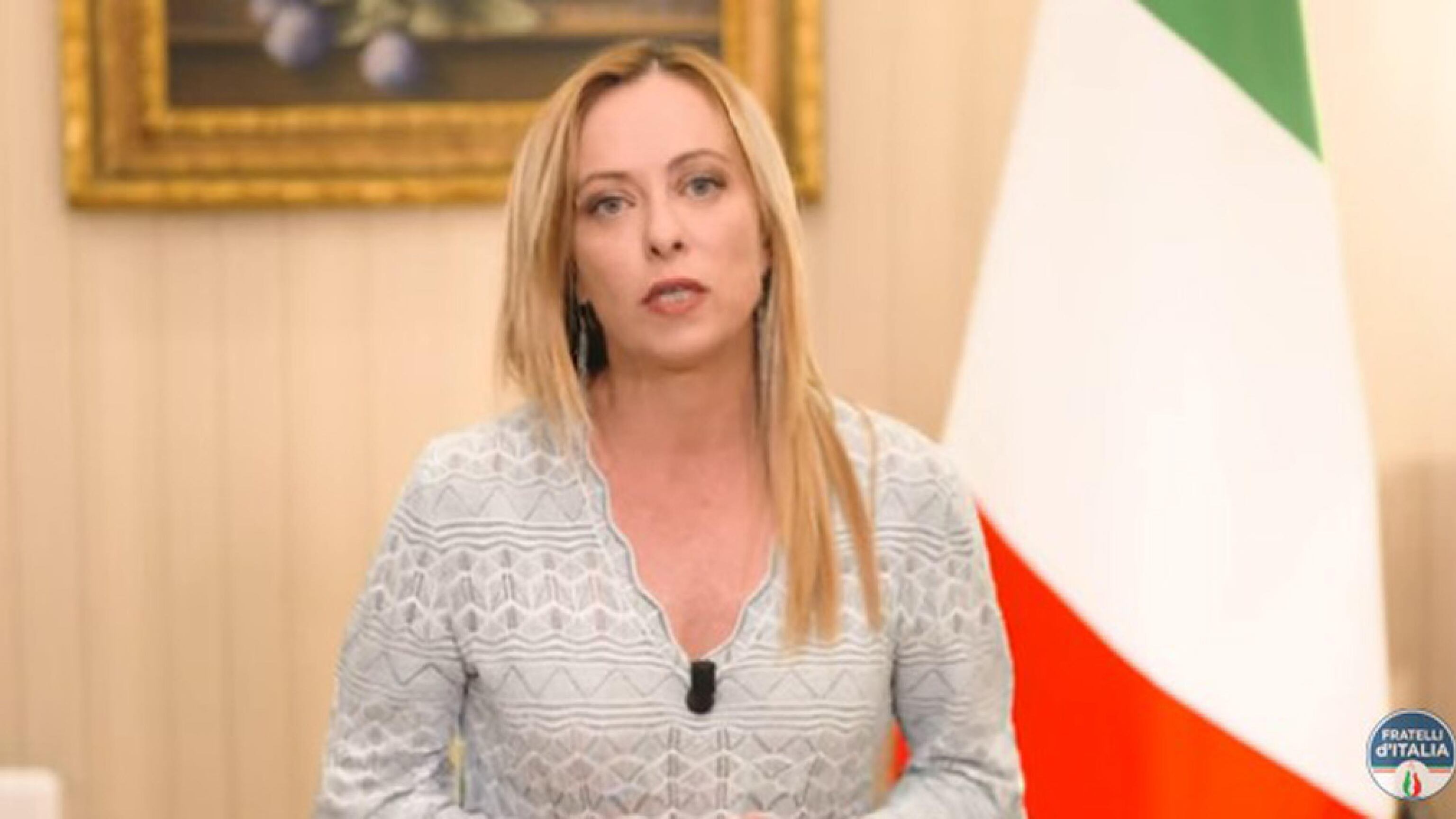 Giorgia diserta l'evento per stare con la figlia. "Scusate, sono umana"