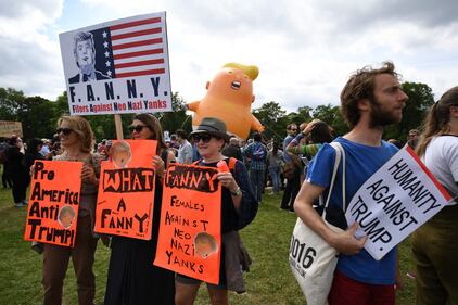 Scozia, manifestazione contro Trump 12