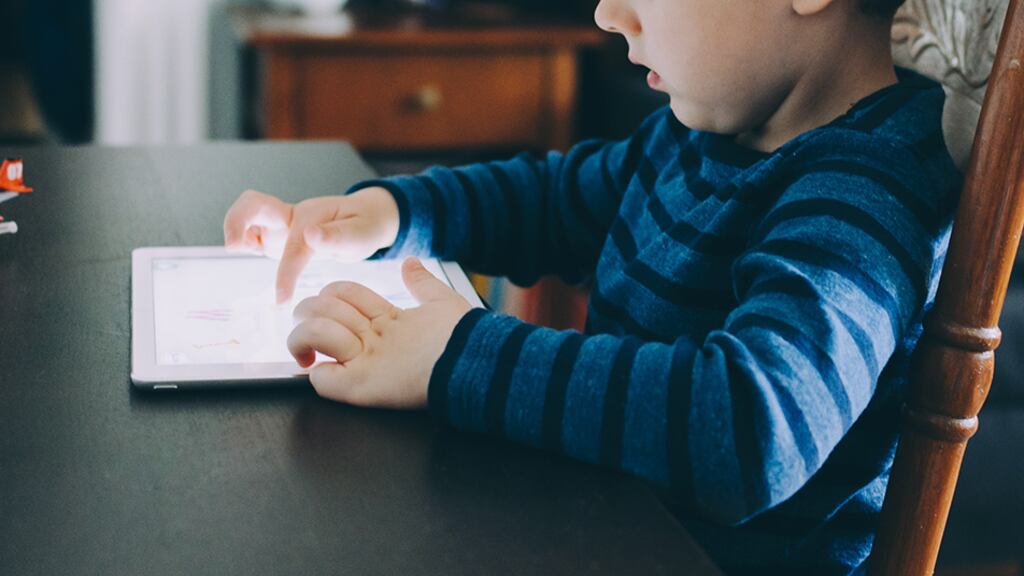 Lasci iPad a tuo figlio? Così ti svuota il conto di 16mila dollari