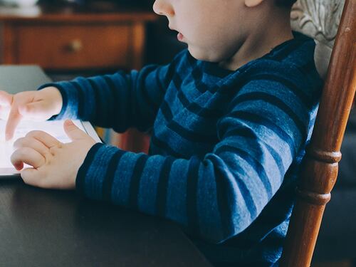 Lasci iPad a tuo figlio? Così ti svuota il conto di 16mila dollari