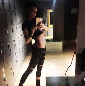 Nina Moric sexy in palestra 7