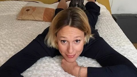 Federica Pellegrini mostra il lato b e i follower impazziscono: "Così uccidi Belen"