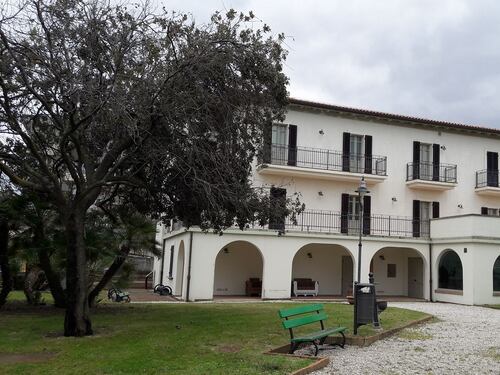 "No ai matrimoni a Villa Mussolini". Ma Edda risponde al Pd
