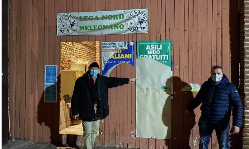 Melegnano, strappati manifesti dall'ingresso della sede della Lega 2