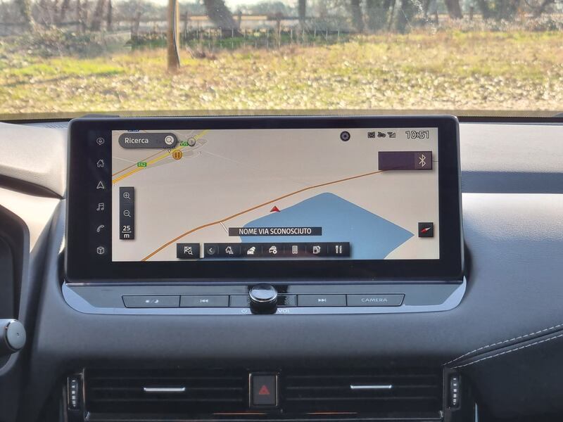 Nissan Qashqai e-Power, guarda le foto 17