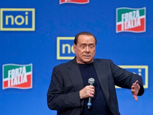 Il Cav si ribella ai magistrati: non mi vogliono in politica
