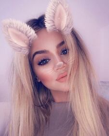 Khloé Kardashian, sexy foto 2