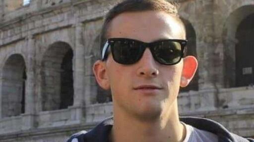 Offese al runner ucciso dall'orso: 18 indagati