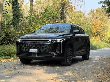 Omoda 9: guarda la gallery del nuovo maxi SUV ibrido cinese 18