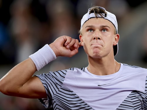 Roland Garros 2023: i momenti più discussi, dalle tenniste cacciate al punto "fantasma"