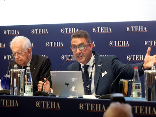 Vannacci a Cernobbio: “Più che ReArm Europe servirebbe un ReBorn Europe”. Monti: “Combatterò la sua retorica fascista”