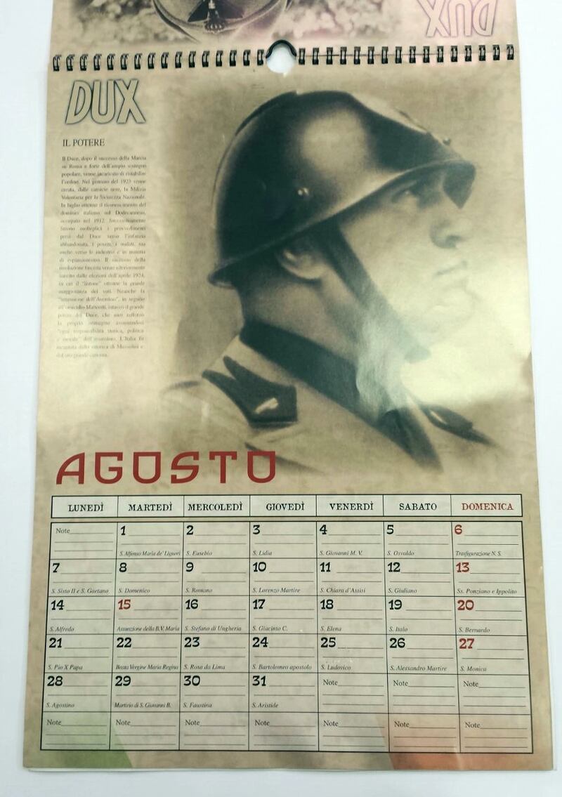 Il calendario di Mussolini esposto in un supermarket dell'imperiese 6