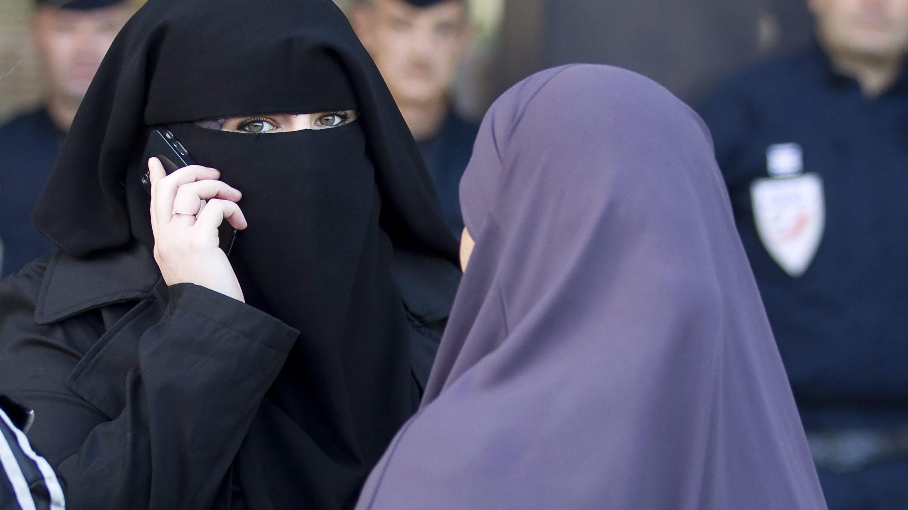 La conversione di Nadine da Milano alla jihad: "Voglio uccidere gli infedeli"