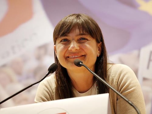 Il Pd è nel caos ovunque ma per la Serracchiani è tutto ok